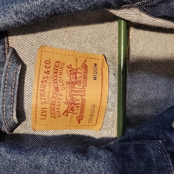 Levies Jean Jacket - Picture 2 of 2